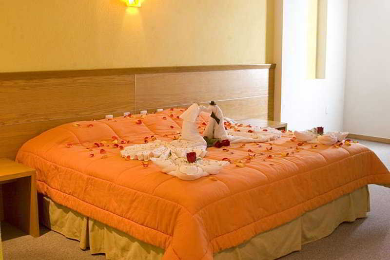 Comfort Inn Morelia Zewnętrze zdjęcie