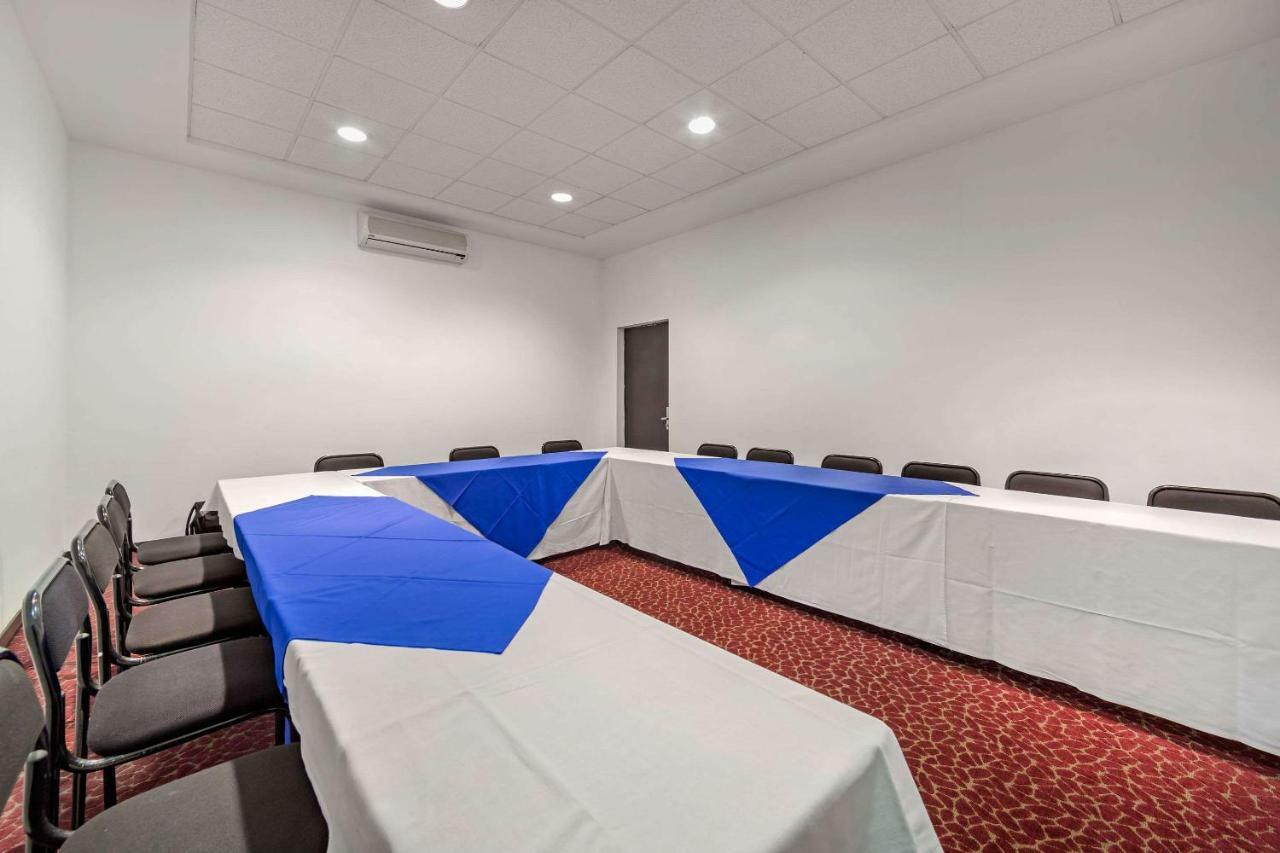 Comfort Inn Morelia Zewnętrze zdjęcie